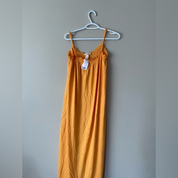 H&M Orange Maxi - Picture 1 of 2